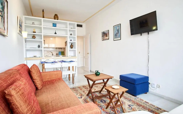 San Jacinto Triana Suite by Valcambre