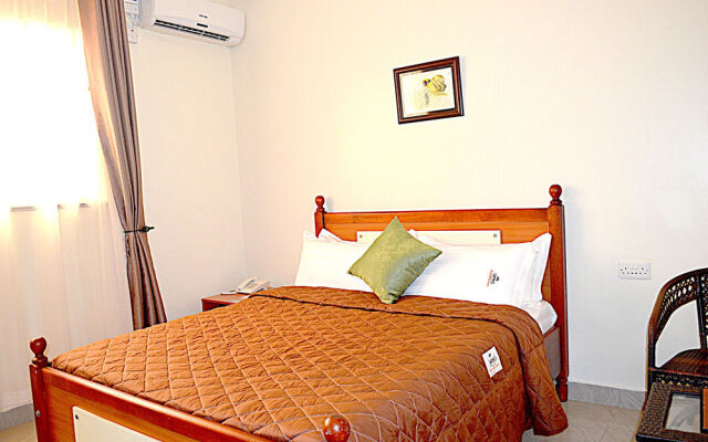 Marie's Royale Hotel