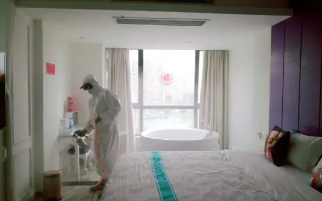 Haikou Green Orange Theme Hotel (Wuyue Plaza, East High-speed Railway Station) – Guest Rooms – Haikou
