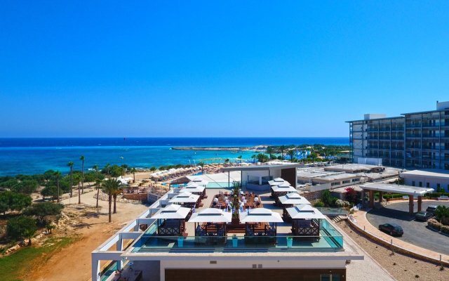 Asterias Beach Hotel