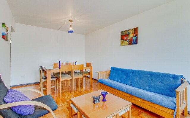 Departamento Amplio en Calle Libertad