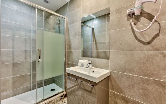 18 - Luxury Parisian Home Montorgueil 2