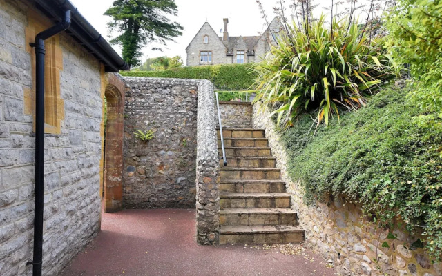 Coram Lodge
