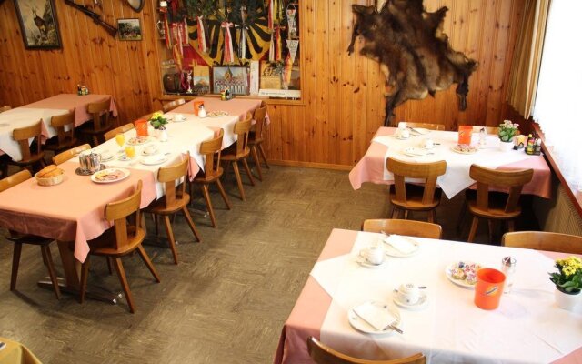 Hotel Restaurant Alpina