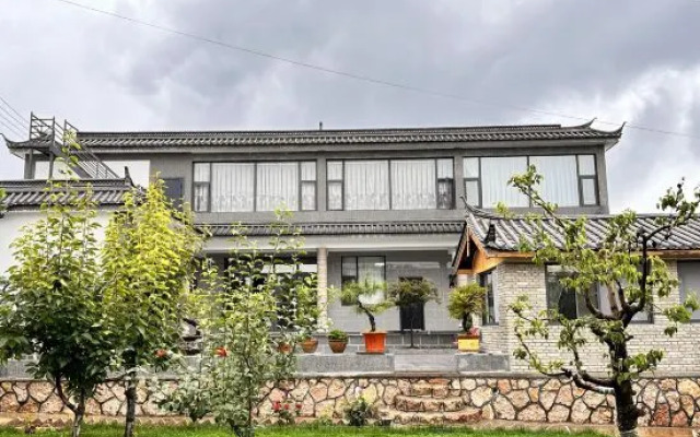 Lijiang Country Inn
