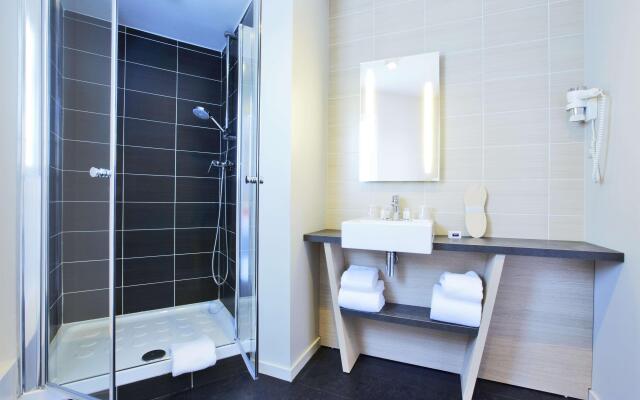 Kyriad Prestige Vannes Centre - Palais Des Arts