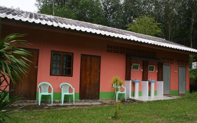 Koh Mook Had Farang Bungalow