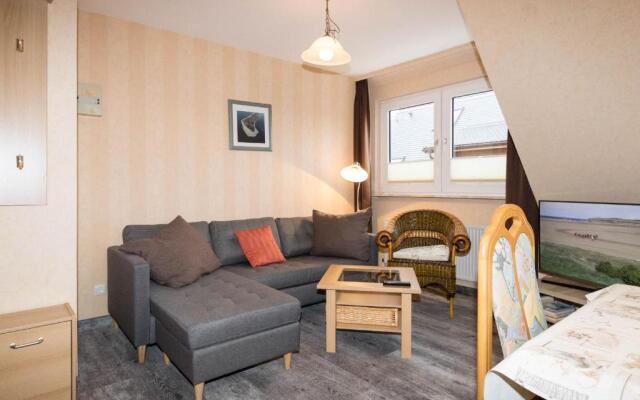 Wohnung 2, Schumacher