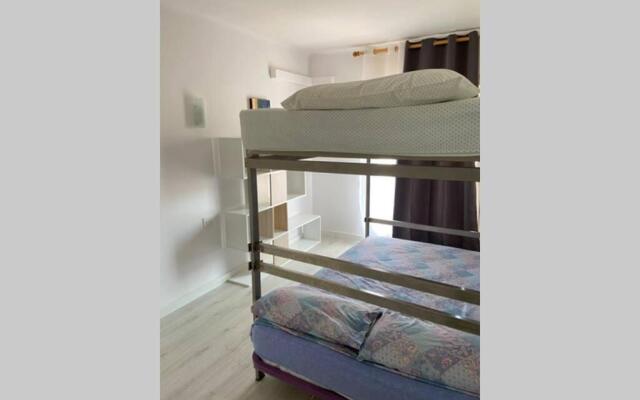 Apartment In The Port Of Llanca