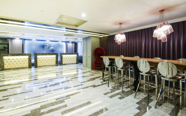 FX Hotel Tainan MinSheng Road Branch