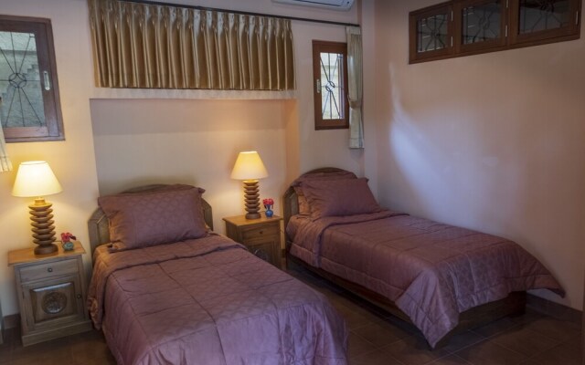 Kemangi Apartments and Yoga Space