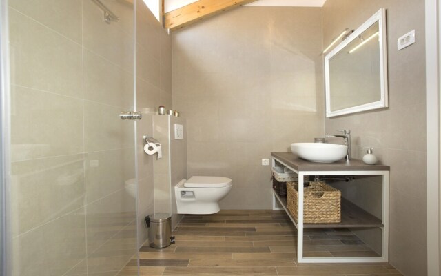 Aspalathos Residence