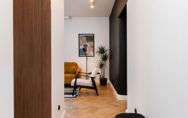 Stylish Gdynia Downtown by Renters