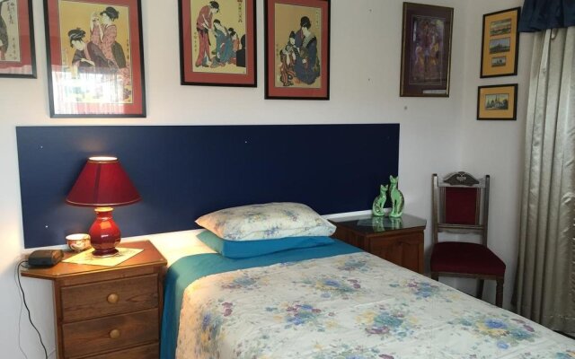 Aarn House B&B Airport Accommodation