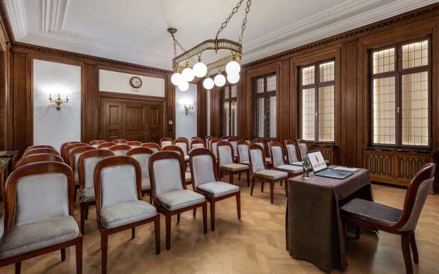 Amadria Park Hotel Capital