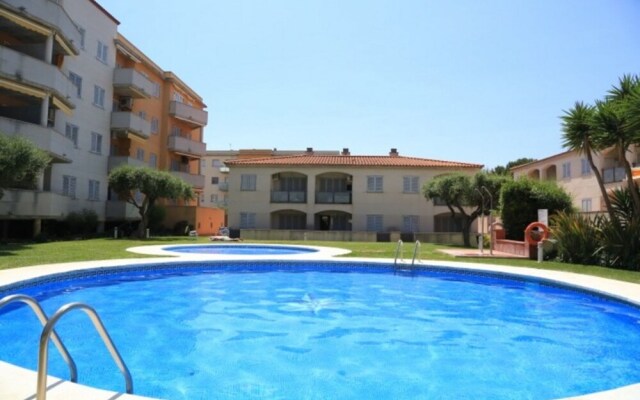 Apartamento Vista a la Piscina Para 8 Personas en Cambrils
