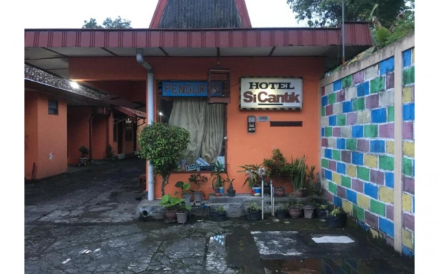 Hotel SiCantik by ZUZU