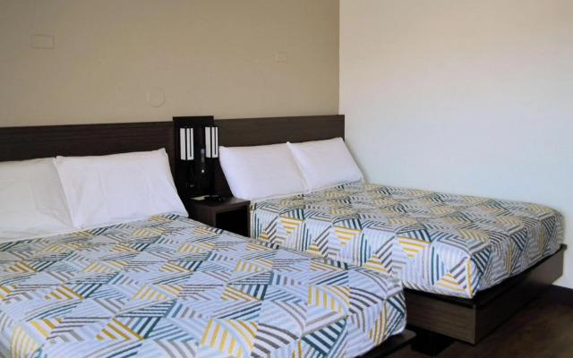 Motel 6 Reno, NV - Livestock Events Center