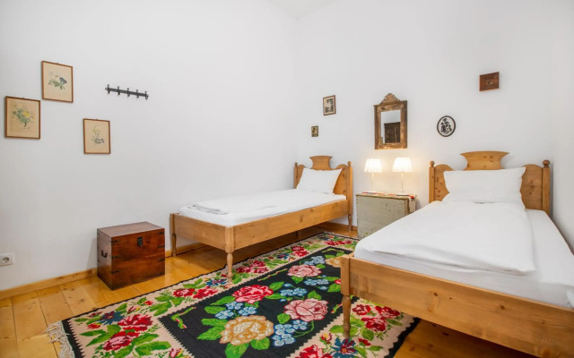 Amazing Rustic Apartment