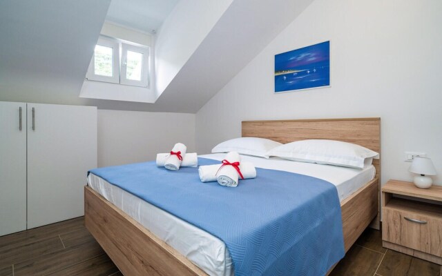 Amazing Apartment in Zaton Veliki With Wifi and 4 Bedrooms