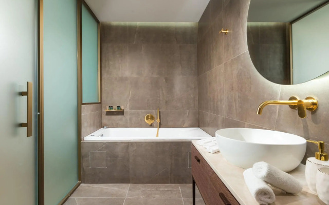 The Residence Aiolou Hotel & Spa