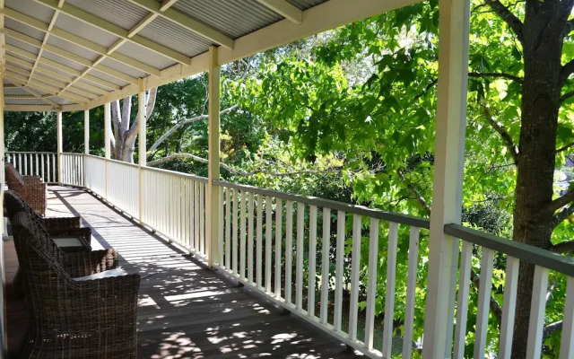 Healesville Garden Accommodation — The Grand Hotel