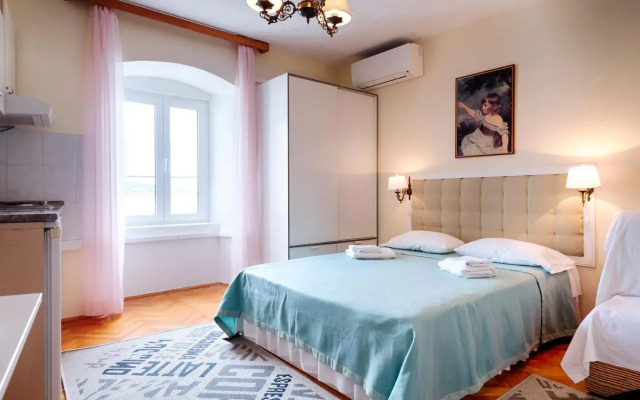 Apartments and rooms by the sea Komiza, Vis - 2431