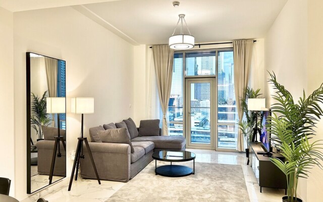 Stunning 1bedroom With Balcony in Al Habtoor City