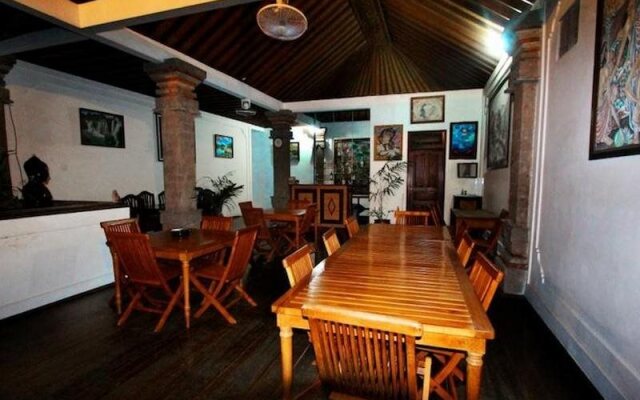 Pendawa Gapura Hotel Kuta