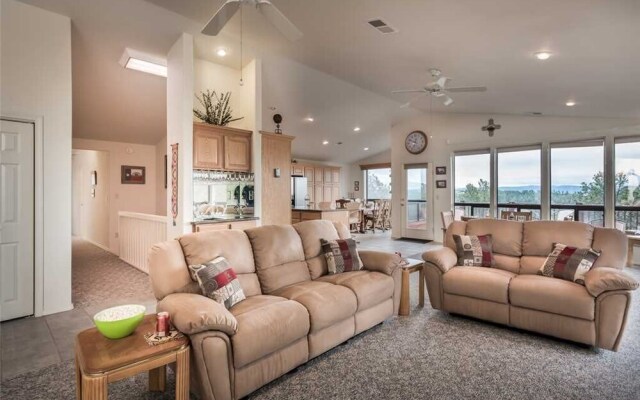 Awesome Views - Five Bedroom Cabin