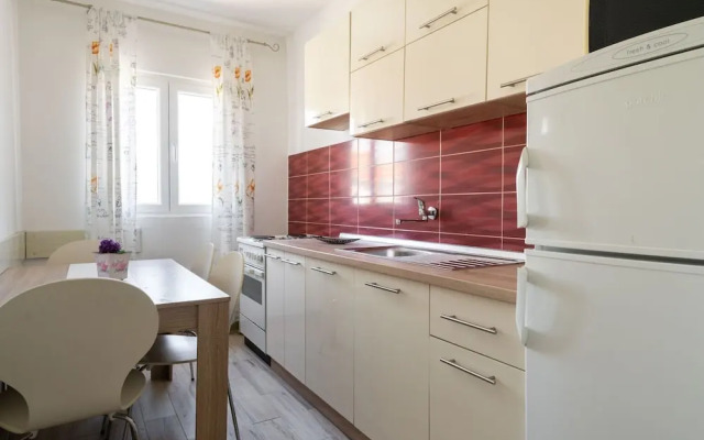 Simplistic Holiday Home in Rogoznica near Sea Beach