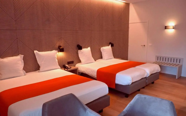 Flanders Hotel