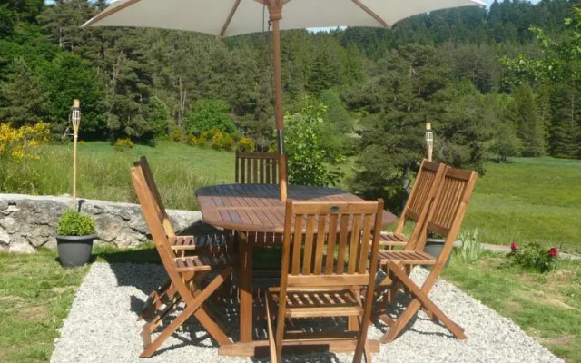 Eco-gîte rural le charbonnier