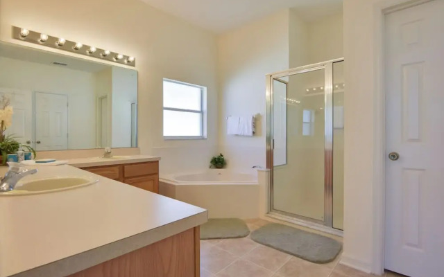 Family Retreat w/ Pool: 10 Mi to Disney!