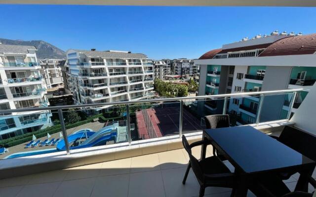 SA Apartments! 1bd Flat and 2bd Duplex