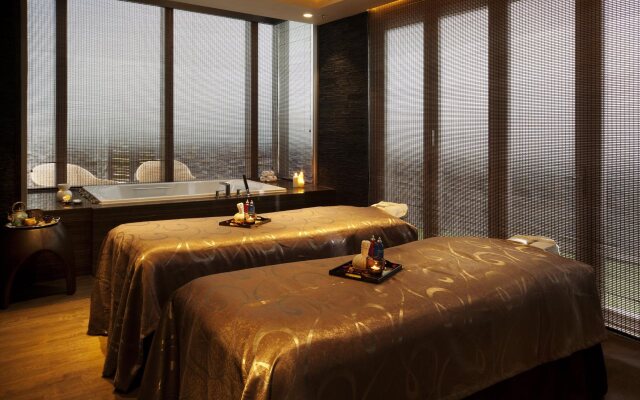 Crowne Plaza Hong Kong Kowloon East by IHG