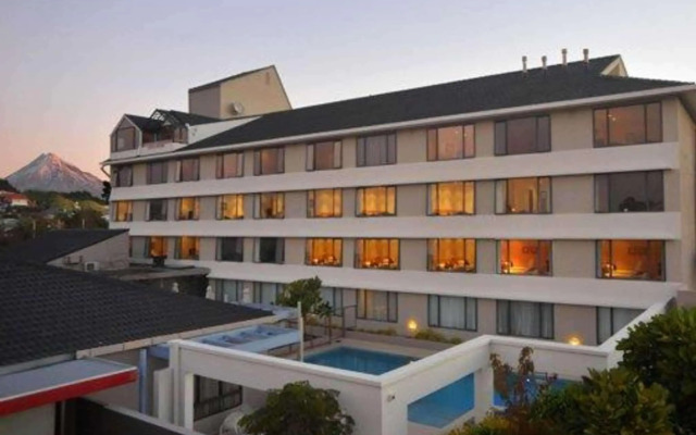 Plymouth International