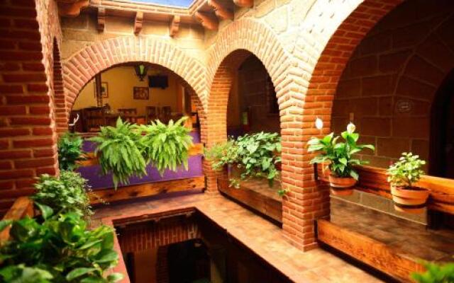 Mex Suites Casa Azul B&B