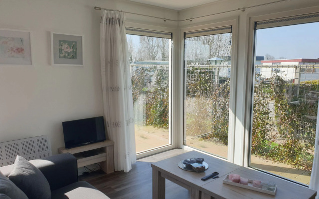 Luxury Holiday Home in Bantega With Harbour and Sloop