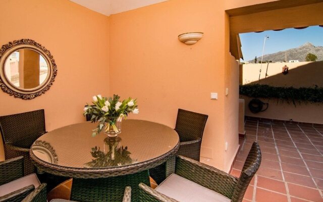 Apartment Condes de Iza-CDI - Roomservice