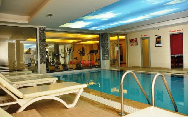 Acar Hotel