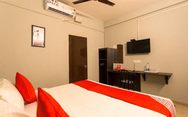 OYO 15598 Cochin Airport Hotel