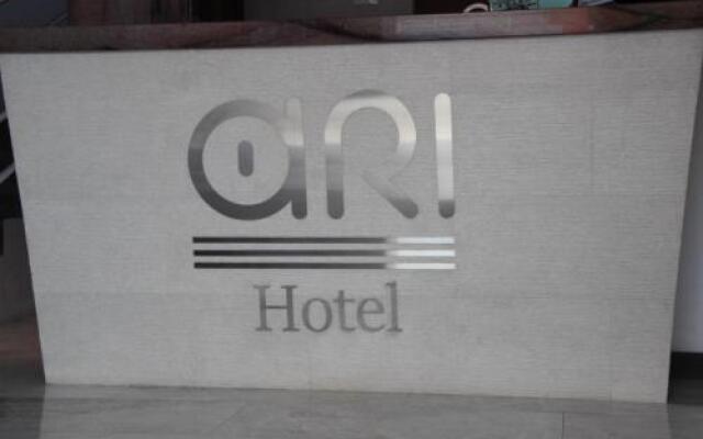 Ari Hotel