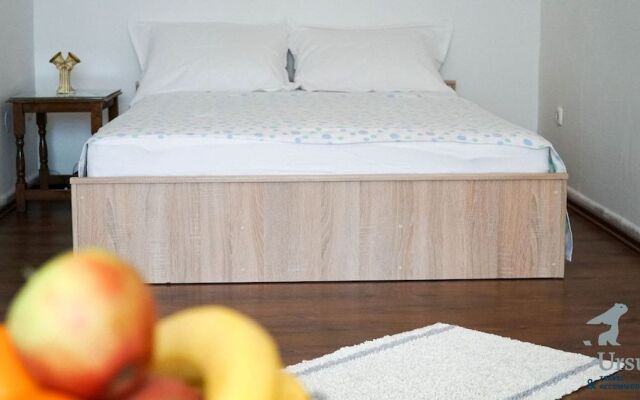 Duplex Apartment Tinel