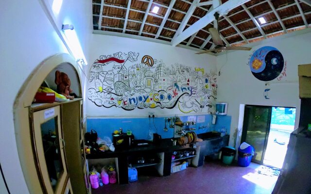 Happy Panda Hostel