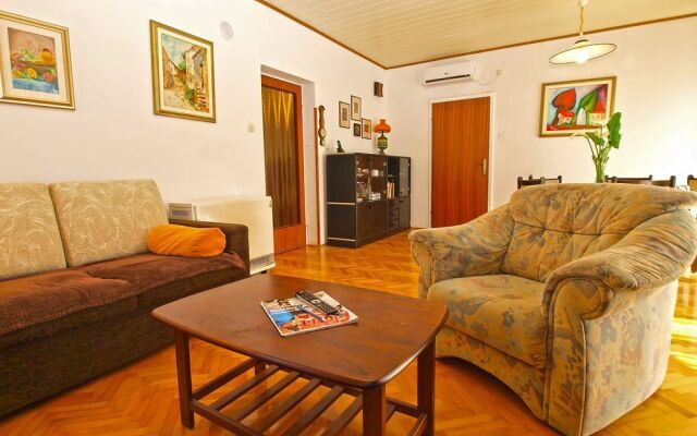 Apartment Enio 399