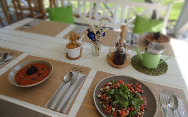 Отель Maison Blanche Мытница