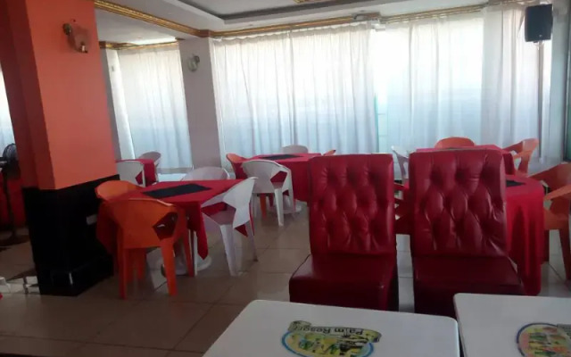 Louis Montfort Grand Resort