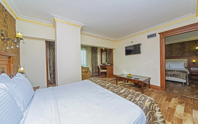 Lausos Palace Hotel