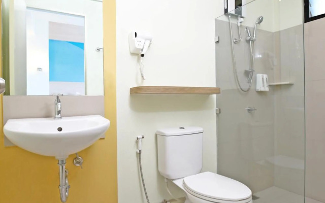 Hop Inn Hotel Makati Avenue